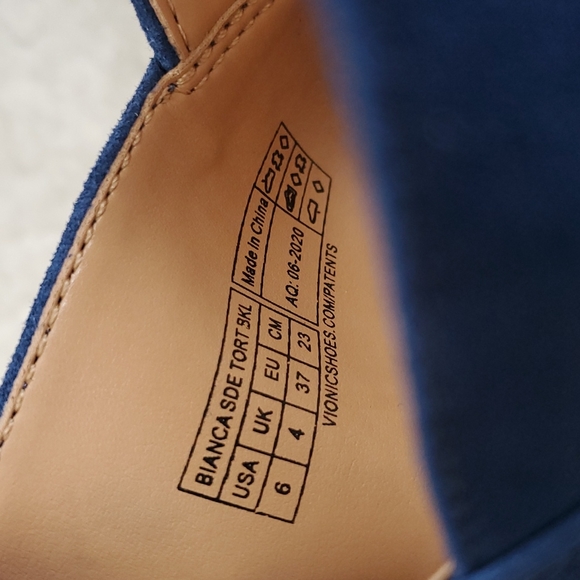 Vionic Bianca Suede Tort Buckle Heeled Sandals in Dark Blue - Picture 8 of 14